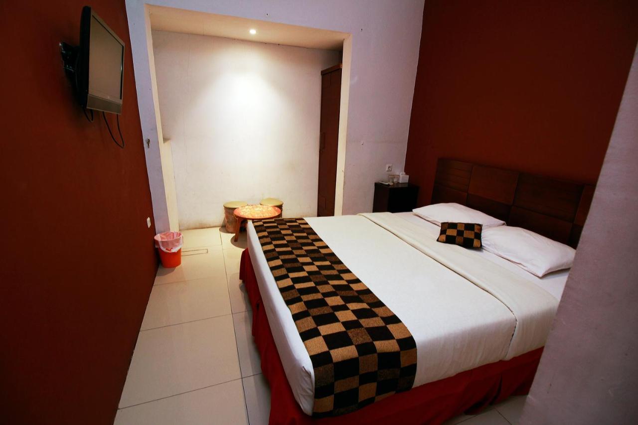 Fora Guest House Taman Lingkar Bandung Exteriör bild