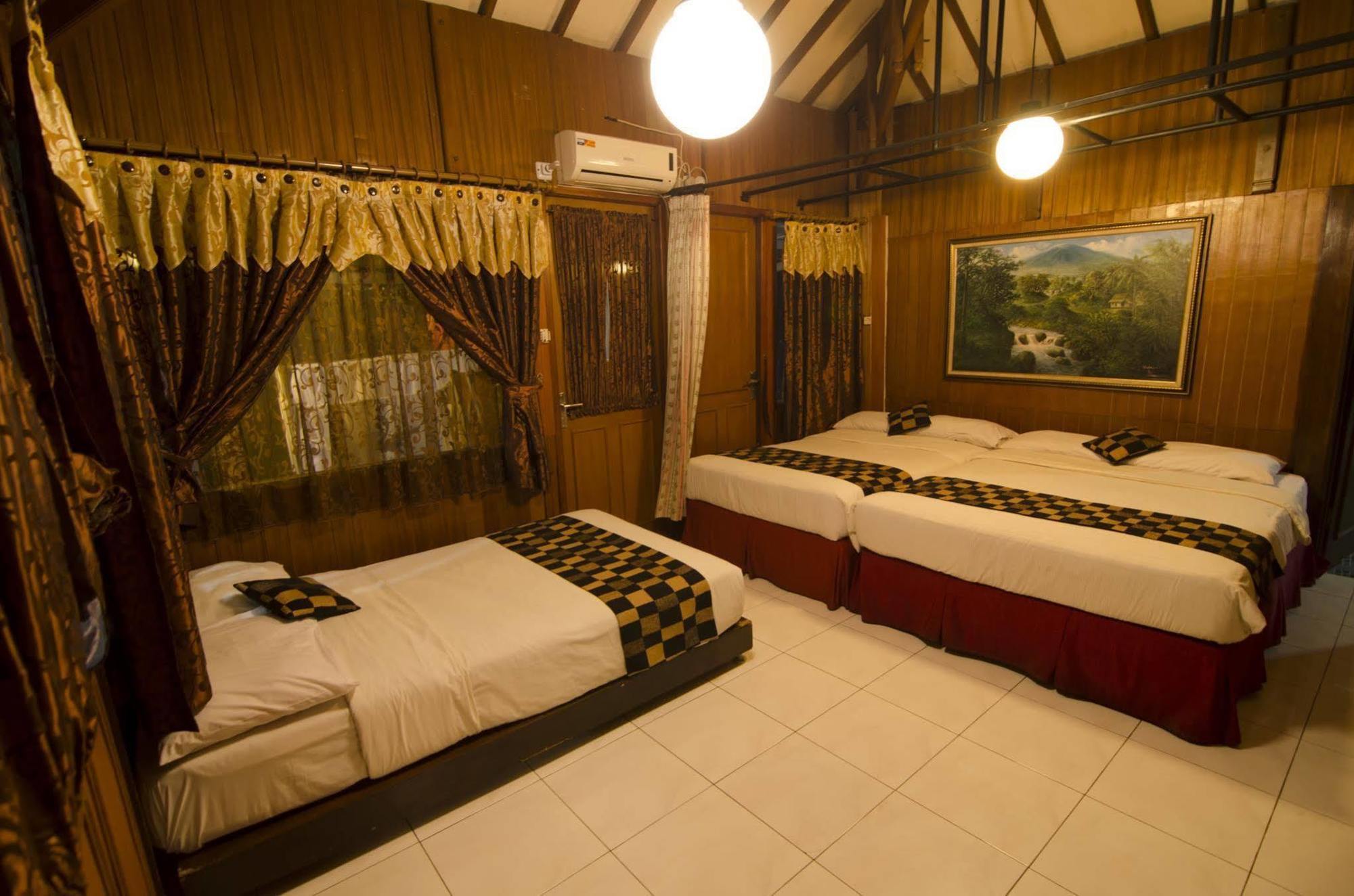 Fora Guest House Taman Lingkar Bandung Exteriör bild